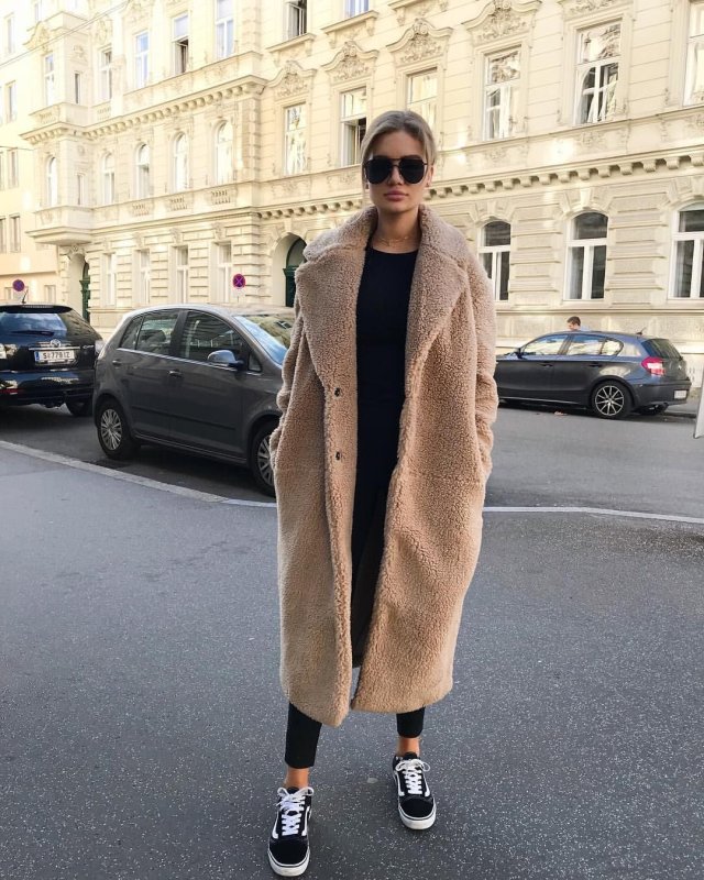 Плюшевая шуба HM Teddy Coat