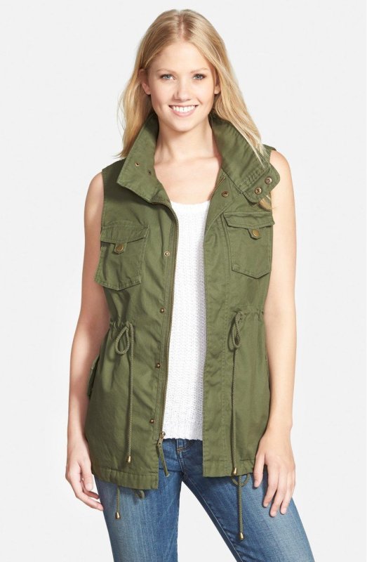 Жилет Pull and Bear