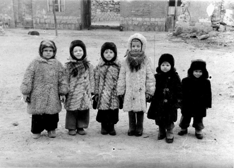 Советские школьницы