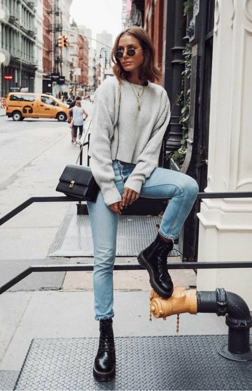 Outfit с ботинками Челси