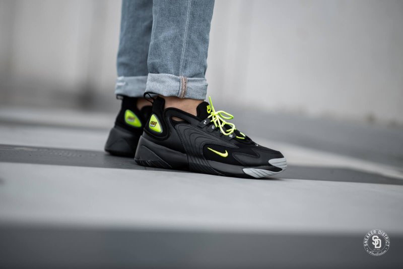 Nike Zoom 2k on feet