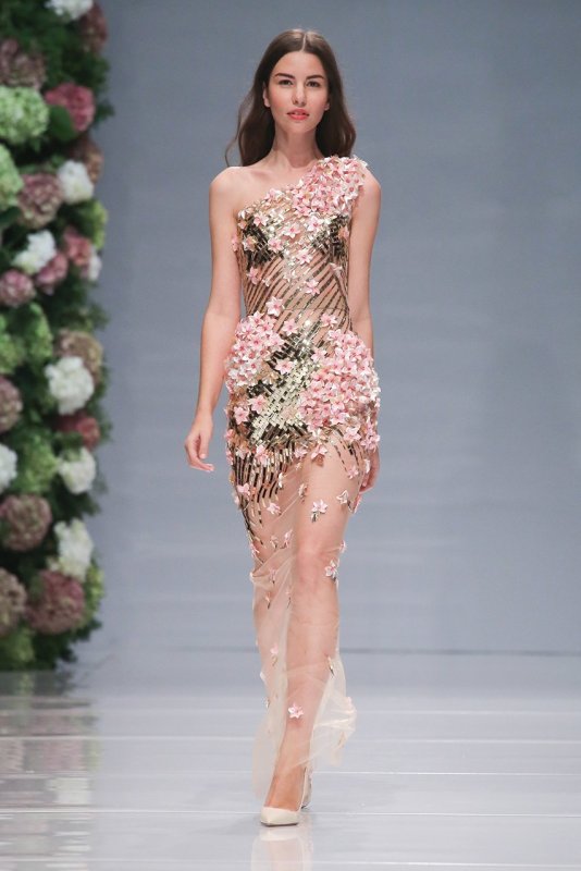 Показ Badgley Mischka зима 2022