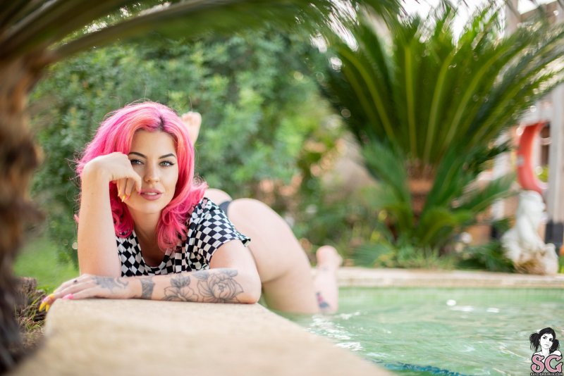 Suicidegirls Индия Рейнольдс