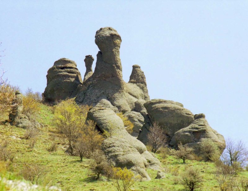 Каменные грибы Сотера